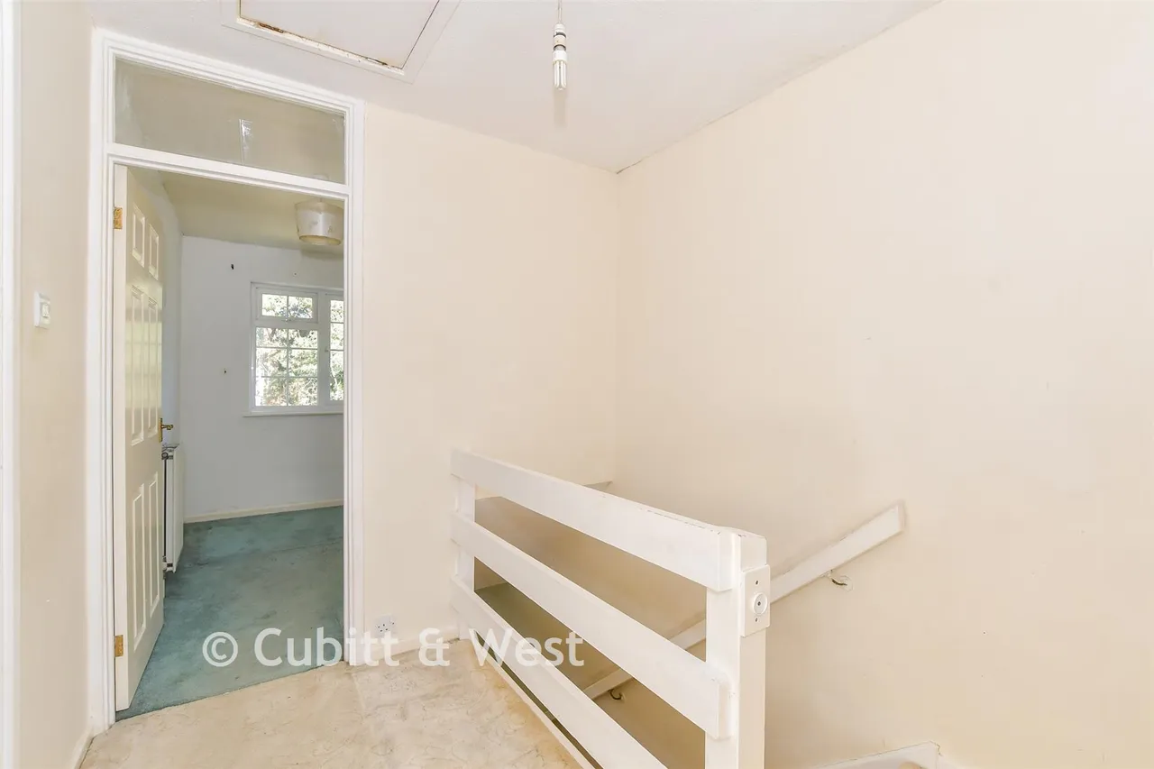 Strathmore Road, Ifield, RH11, photo 7
