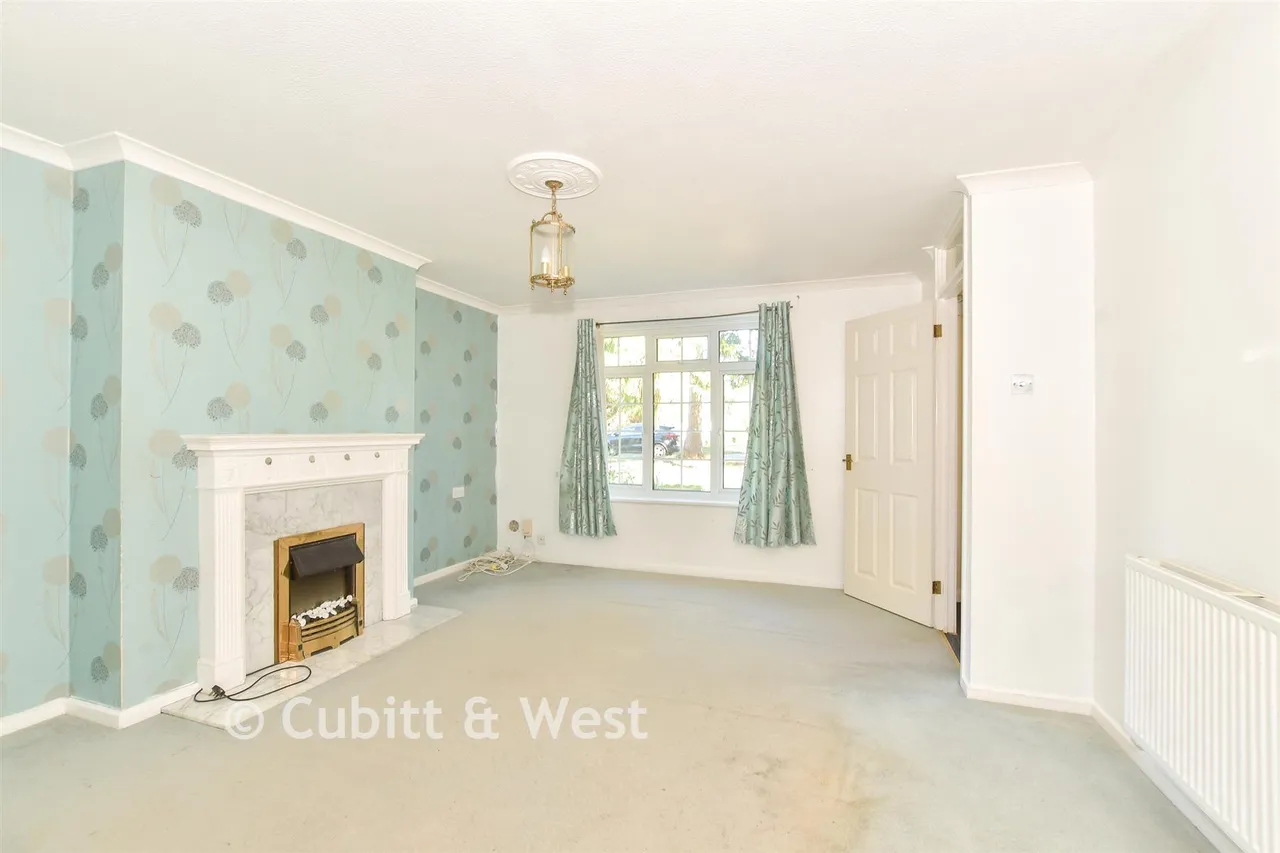 Strathmore Road, Ifield, RH11, photo 6