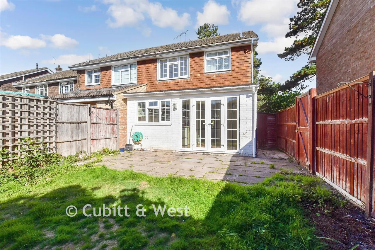 Strathmore Road, Ifield, RH11, photo 8
