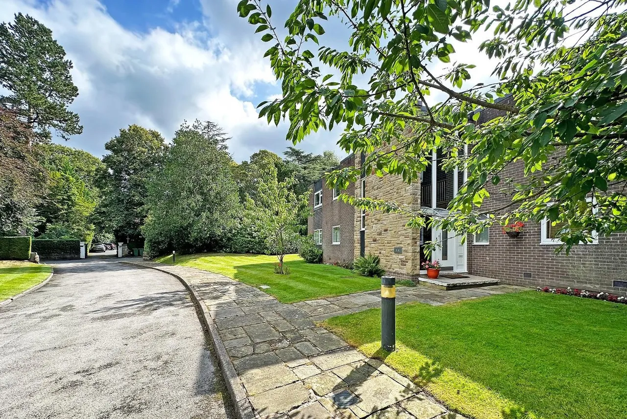 Bradgate Road, Altrincham, WA14, photo 37
