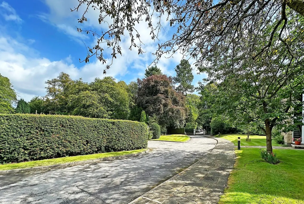 Bradgate Road, Altrincham, WA14, photo 36