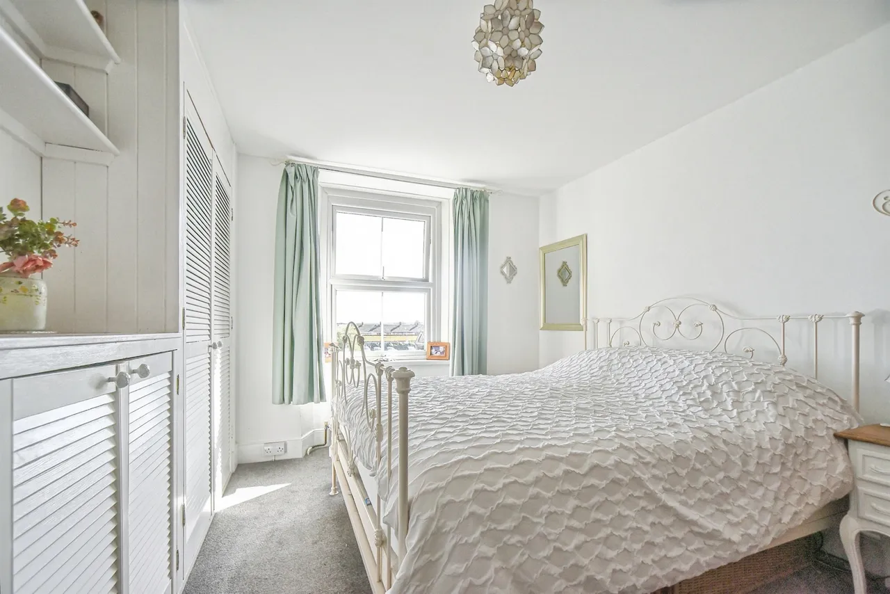 North Street, Calne, SN11, photo 11
