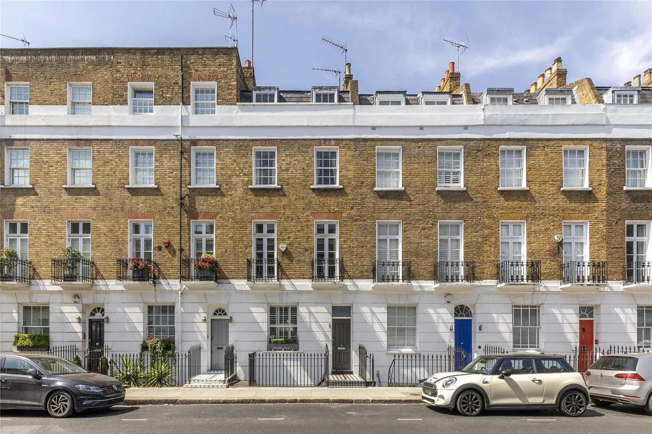 4 bed house for sale — Sydney Street, London, SW3