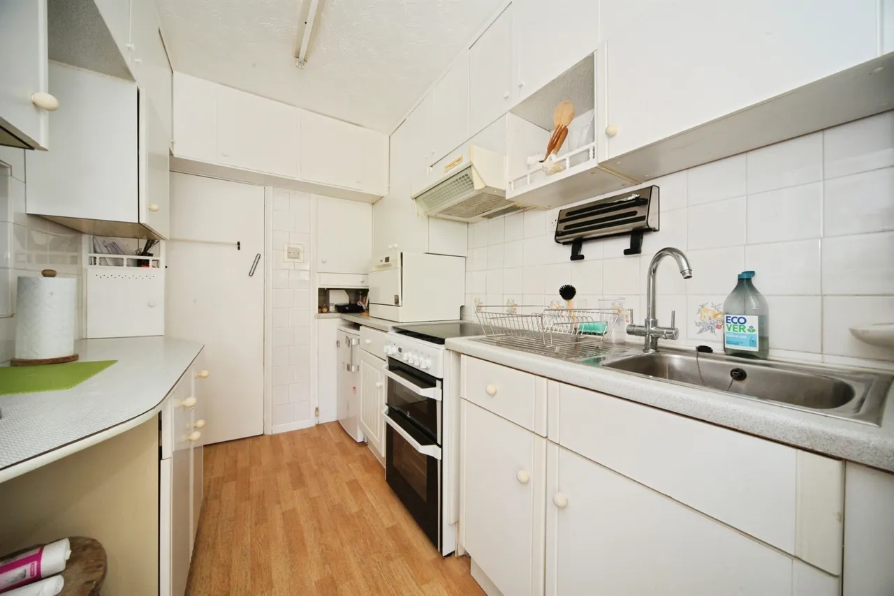 Overstone Road, Luton, photo 3