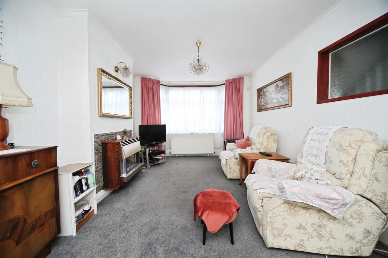 Overstone Road, Luton, photo 5
