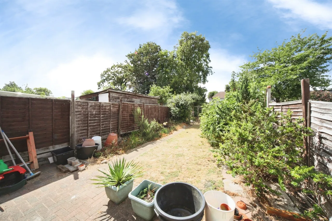 Overstone Road, Luton, photo 12