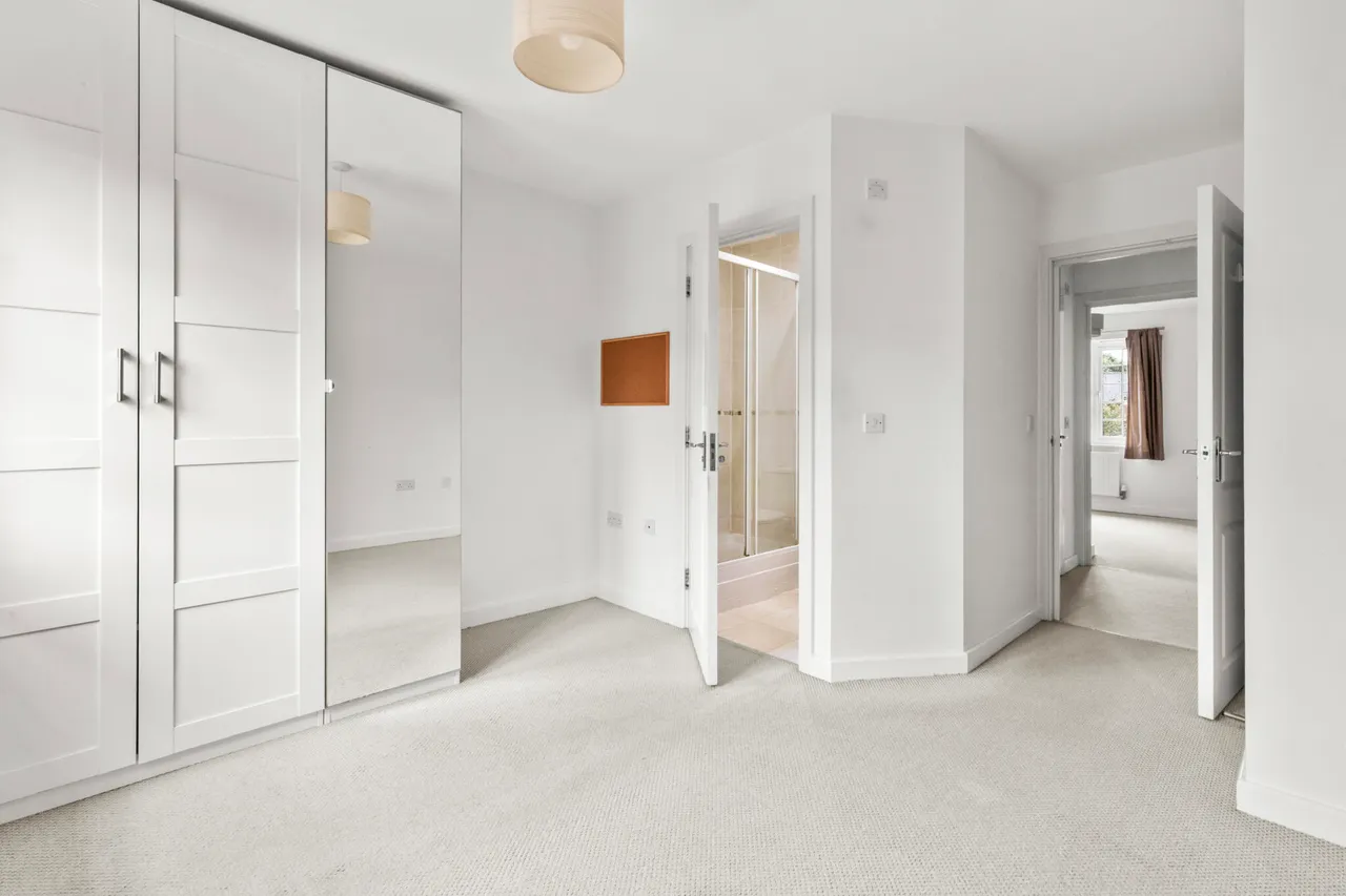 Wroughton Road, Wendover, HP22, photo 5
