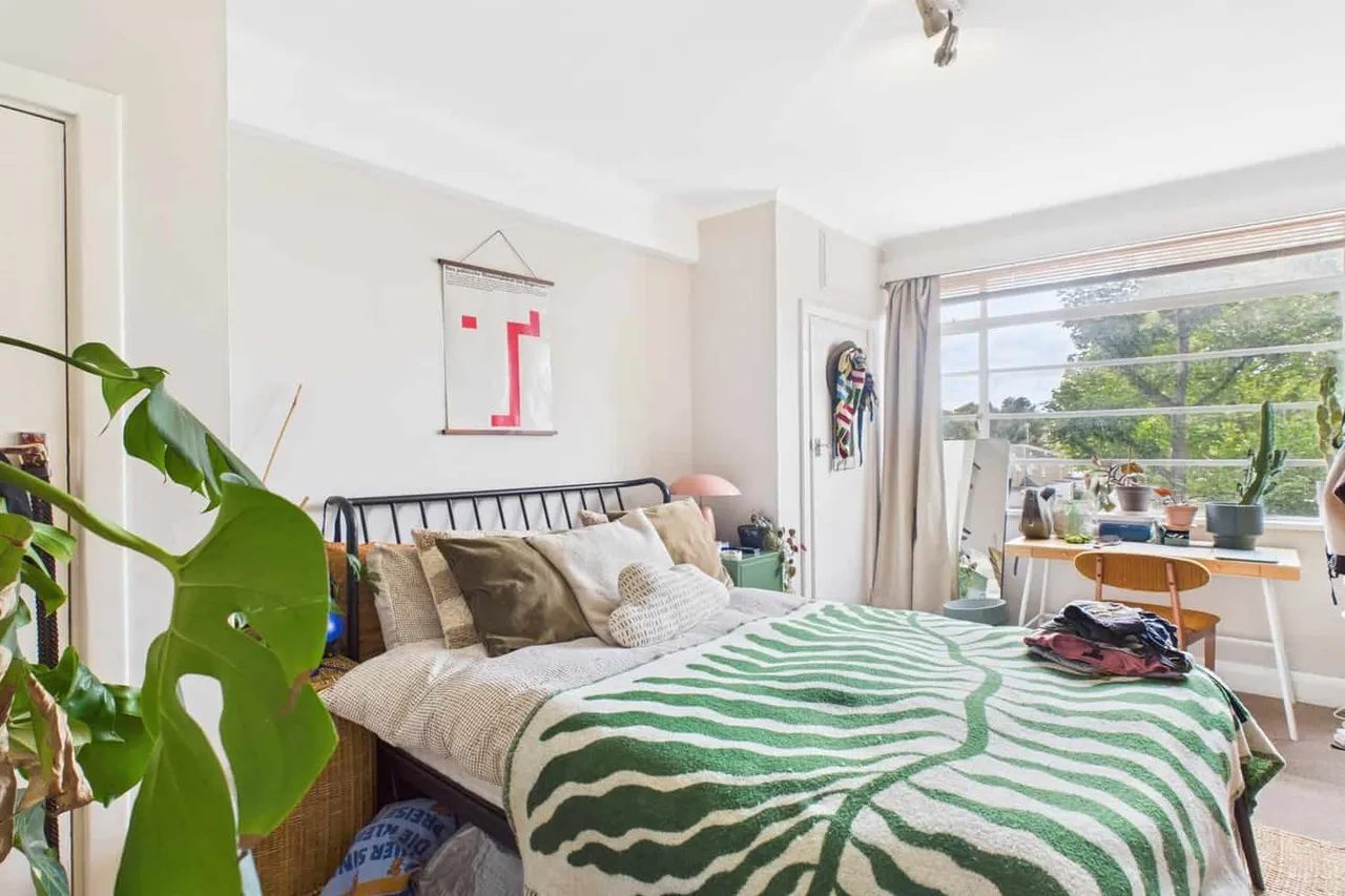 Balham High Road, London, SW17 7JP, photo 5