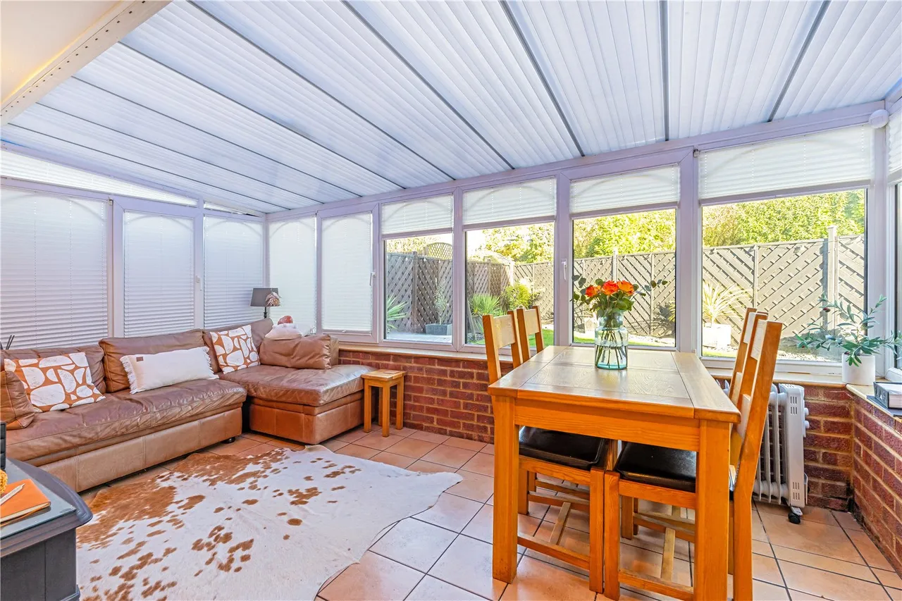 Wordsworth Road, Hampton, TW12 1ER, photo 4