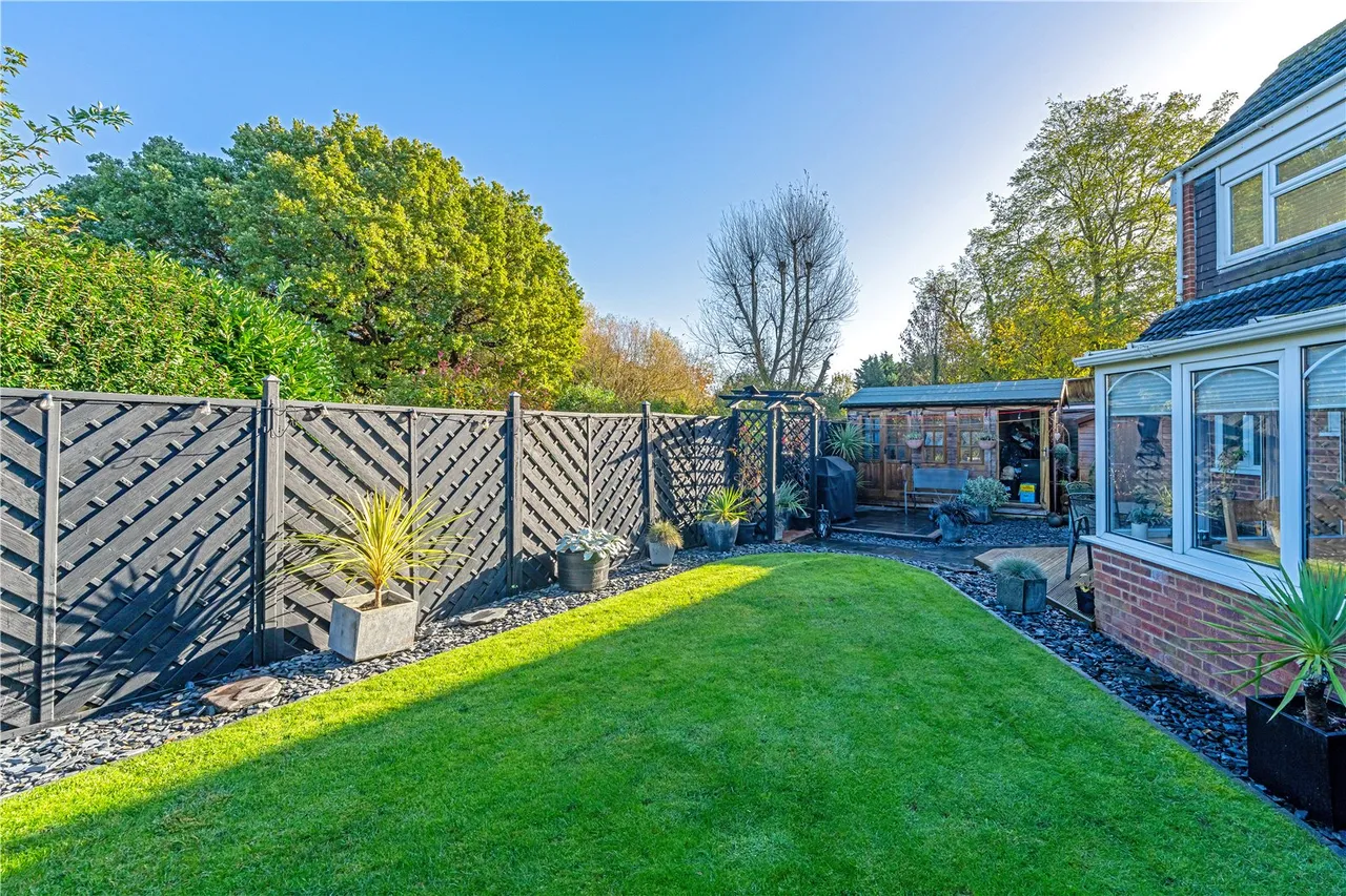 Wordsworth Road, Hampton, TW12 1ER, photo 8