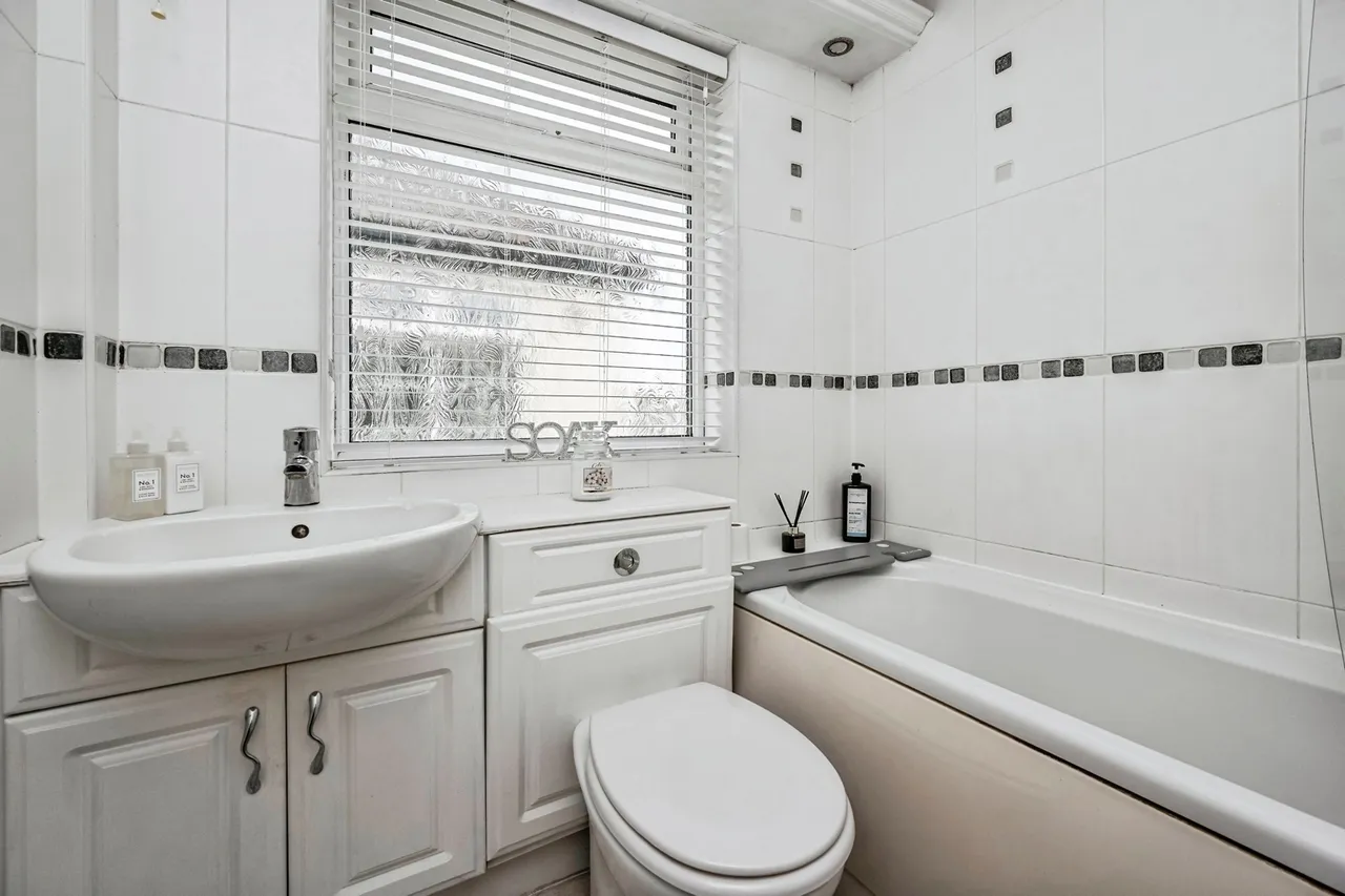 Campbell Drive, Liverpool, L14, photo 12