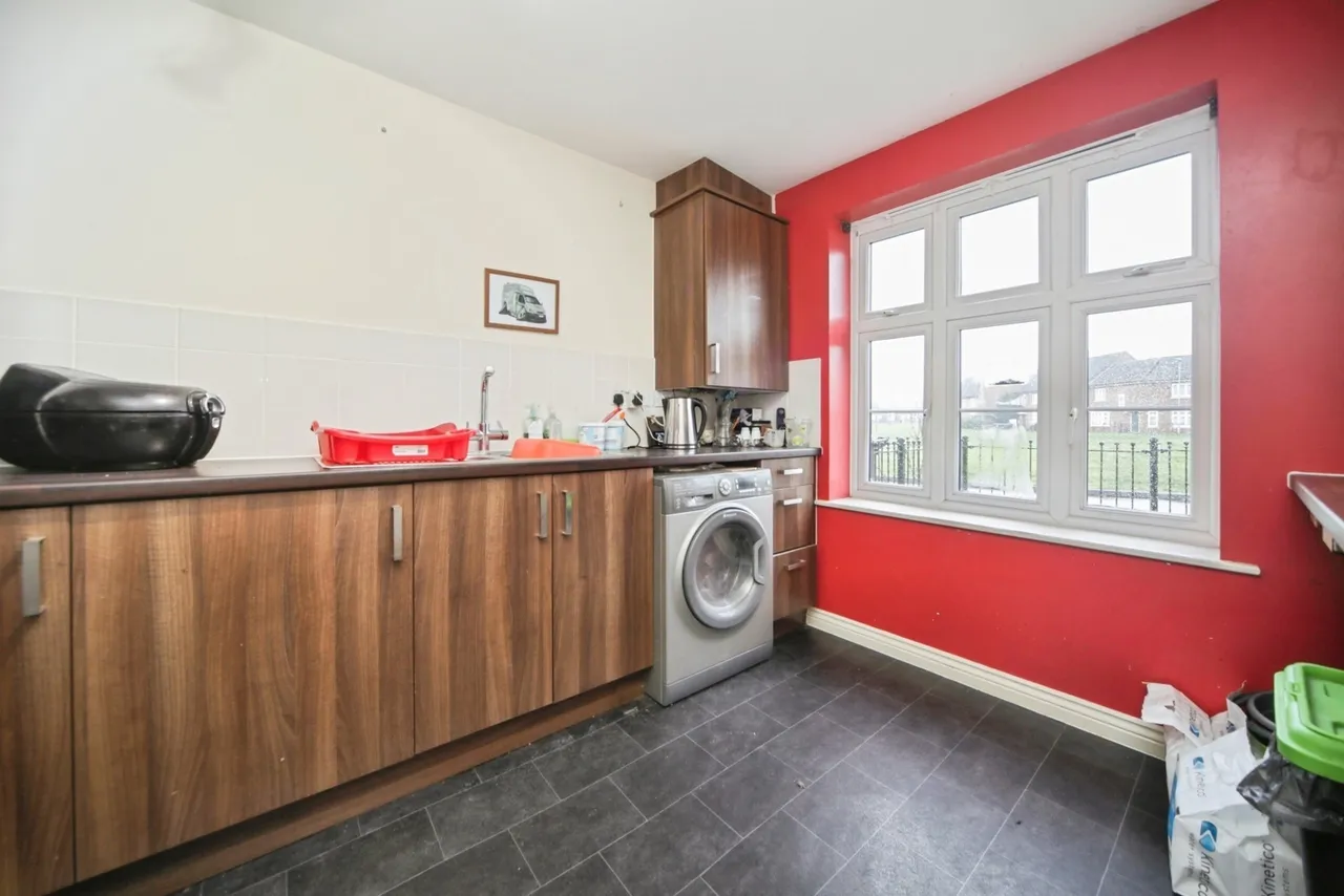 Lancaster Avenue, Carbrooke, Thetford, Norfolk, IP25, photo 8