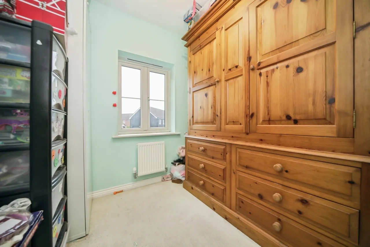 Lancaster Avenue, Carbrooke, Thetford, Norfolk, IP25, photo 15