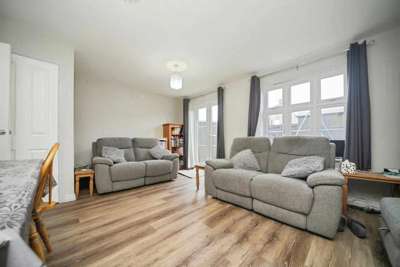 Lancaster Avenue, Carbrooke, Thetford, Norfolk, IP25, photo 6