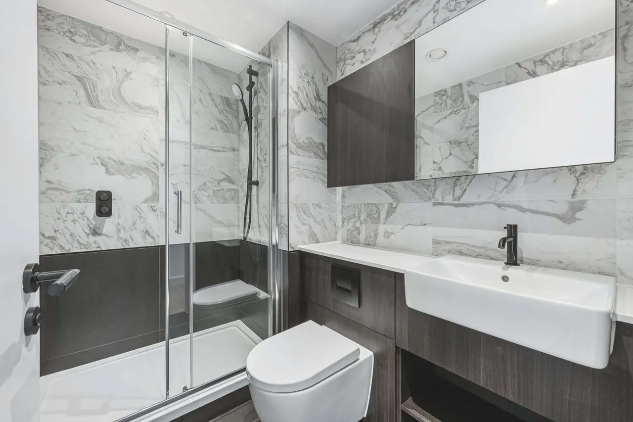 Everdene Path, London, W3, photo 11