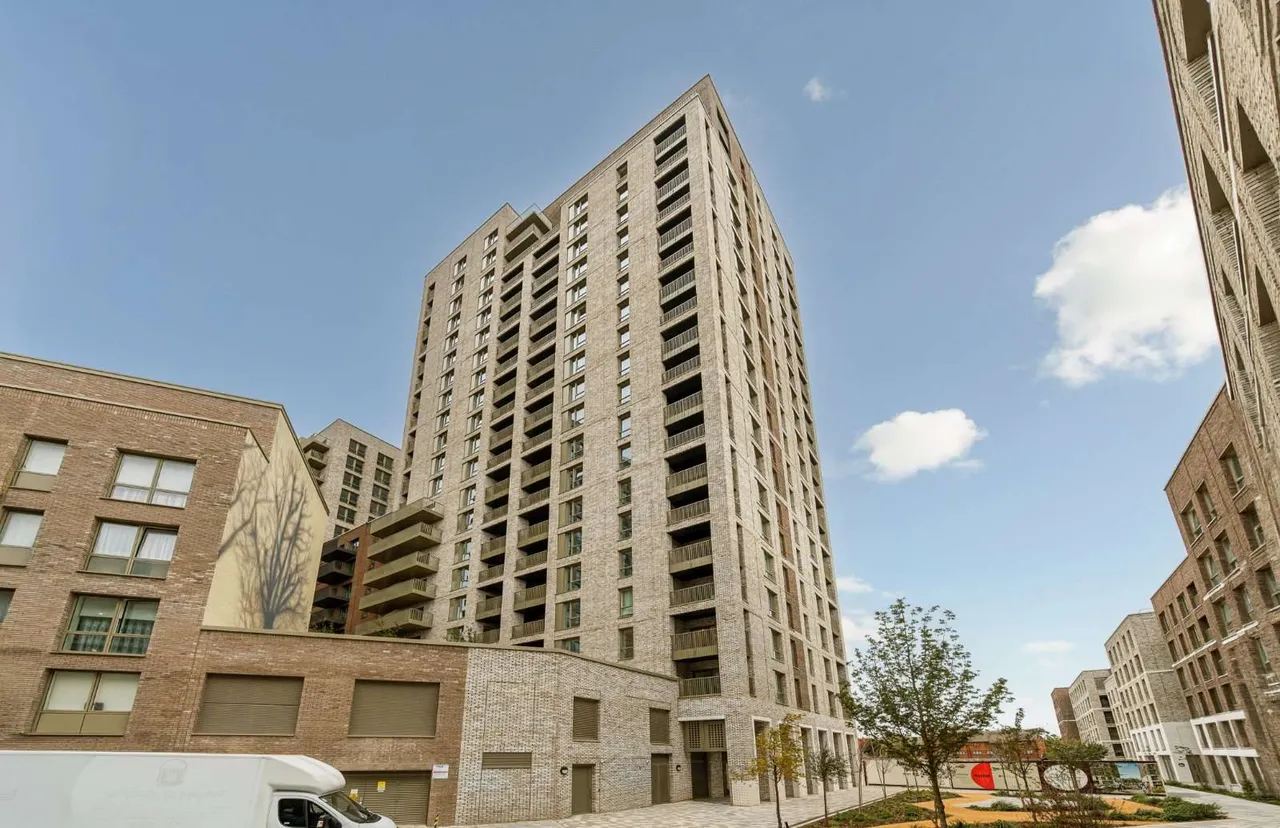 2 bed new development to rent, Everdene Path, London, W3