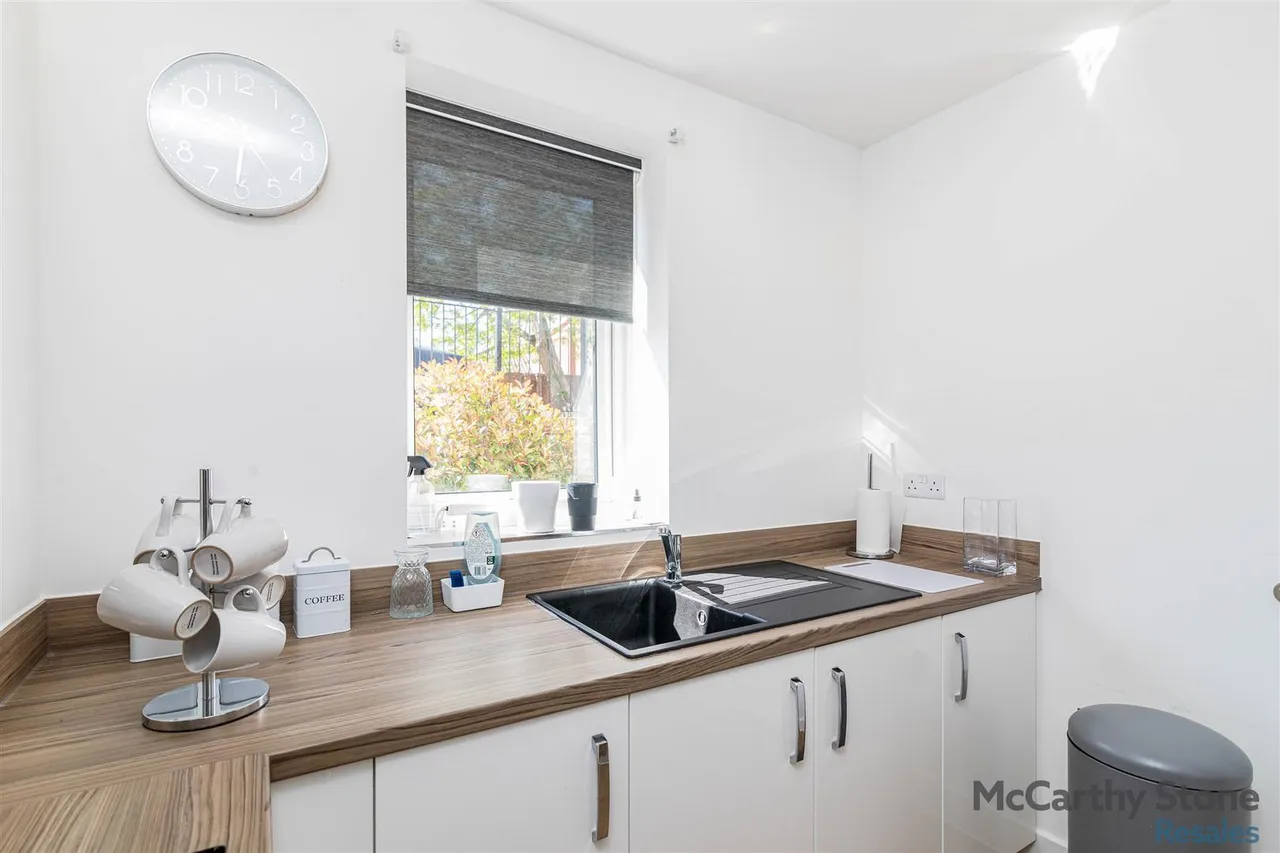 Off the Gosford Road, Beccles, NR34, photo 5
