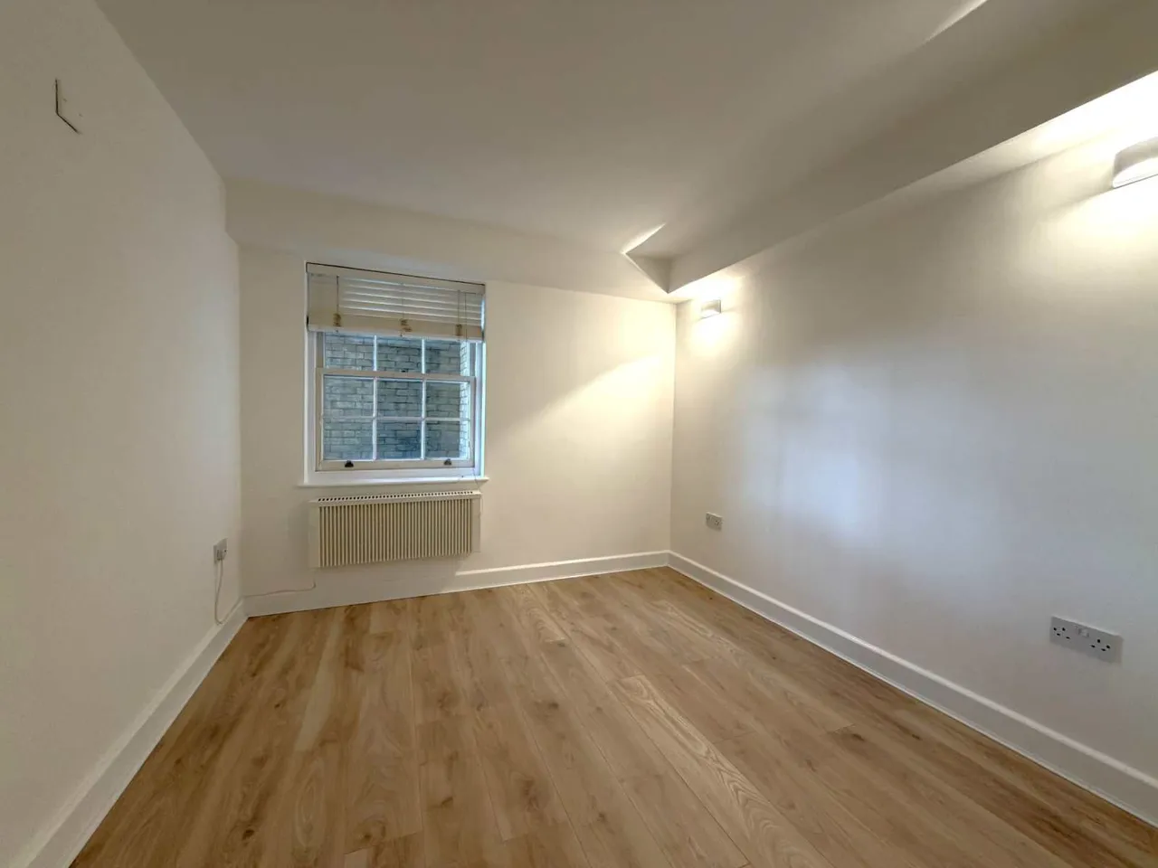 32 New Road, Rochester, Kent, ME1 1DX, photo 4