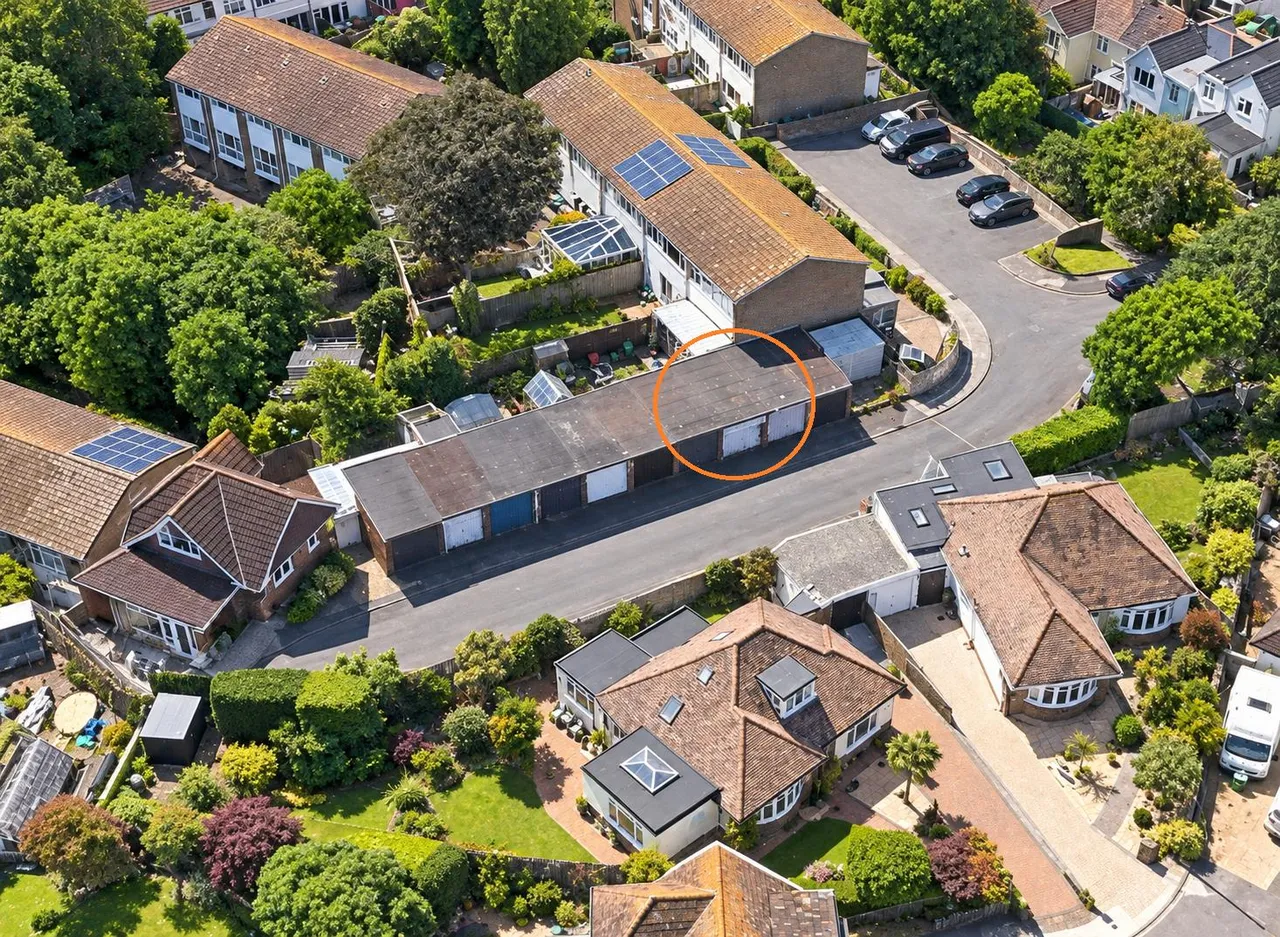 Langley Close, Brixham, photo 7