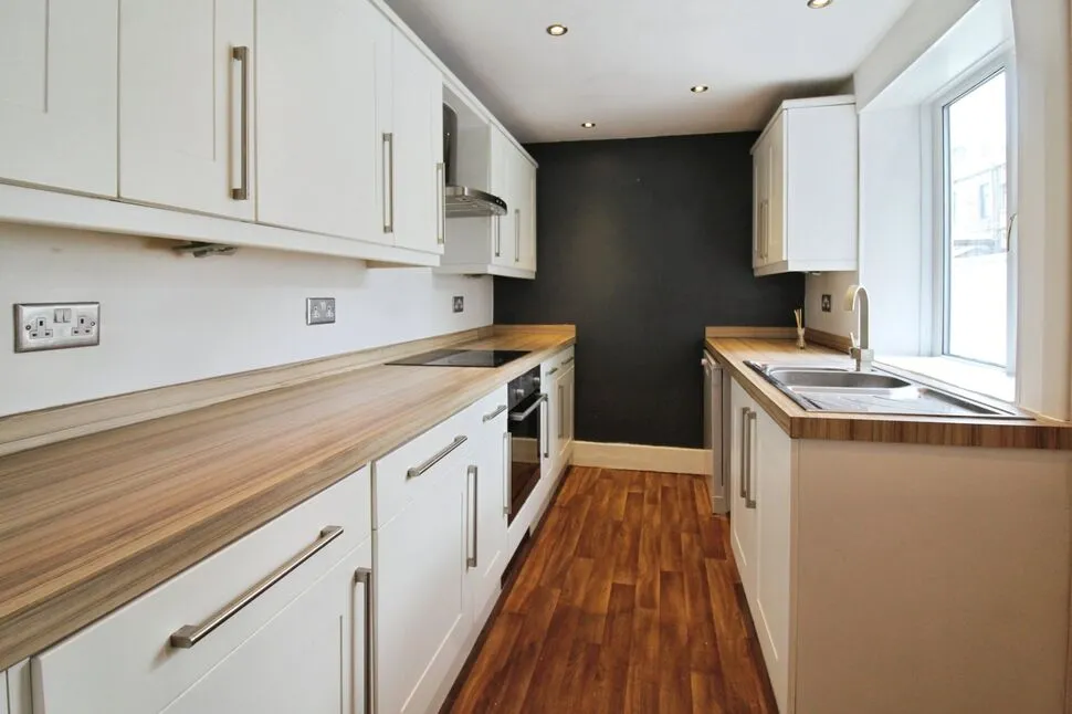 Alkincoats Road, Colne, Lancashire, BB8, photo 11