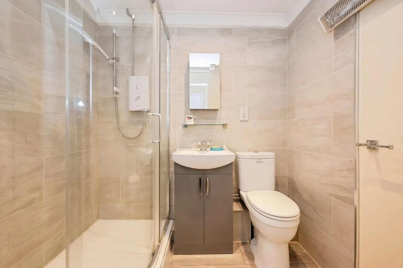 Wey Hill, Haslemere, GU27, photo 12