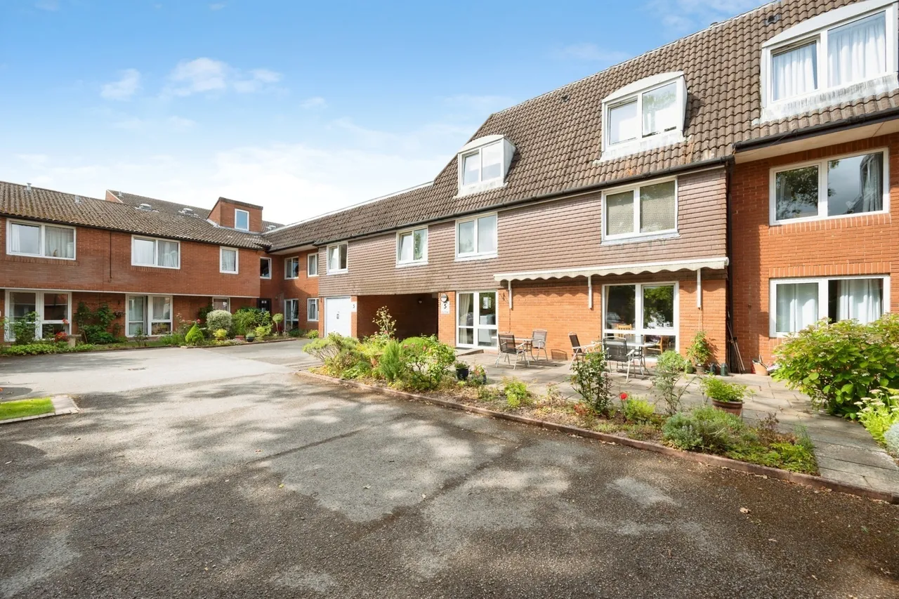 Wey Hill, Haslemere, GU27, photo 6