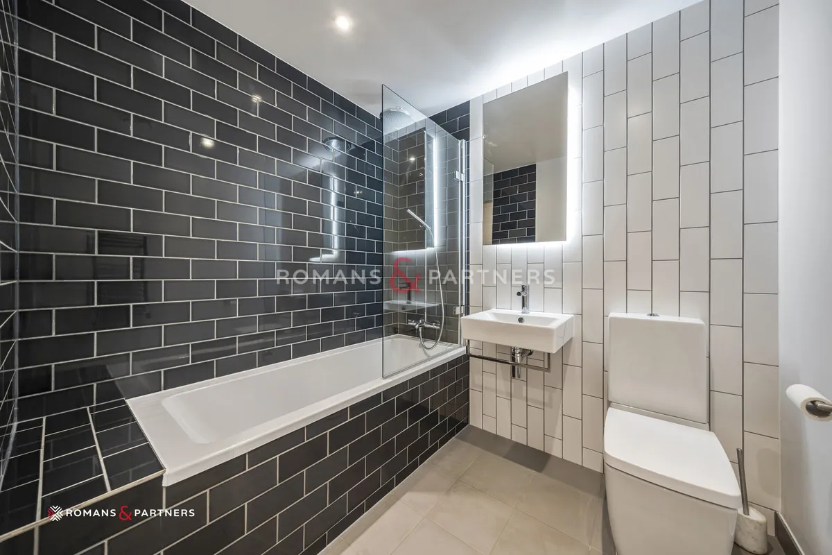 Marco Polo, Royal Wharf, E16, photo 11