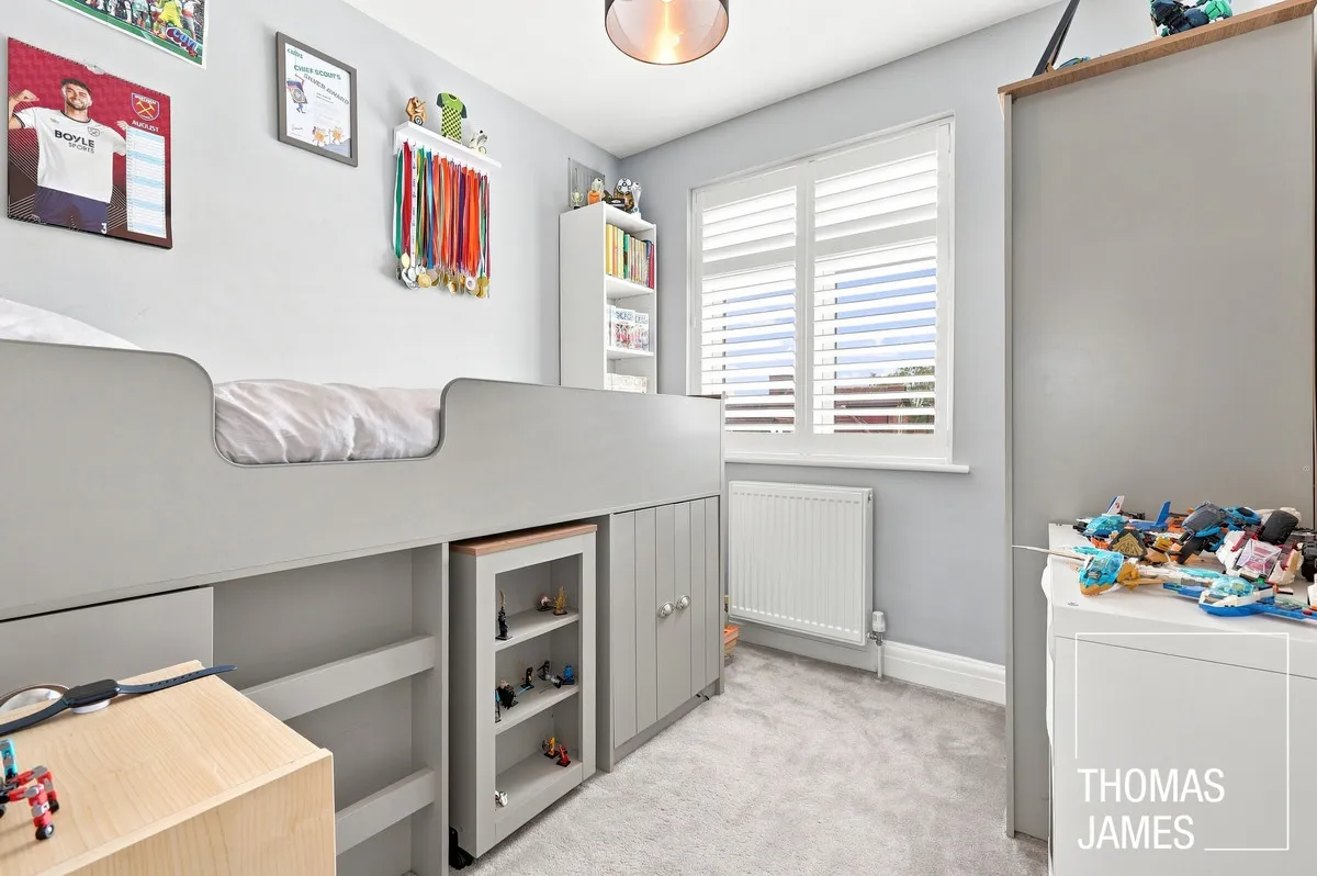 London, N21, photo 23