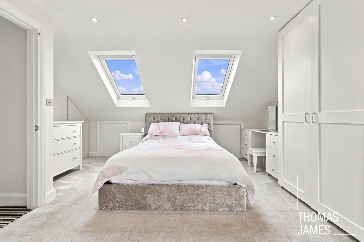 London, N21, photo 27