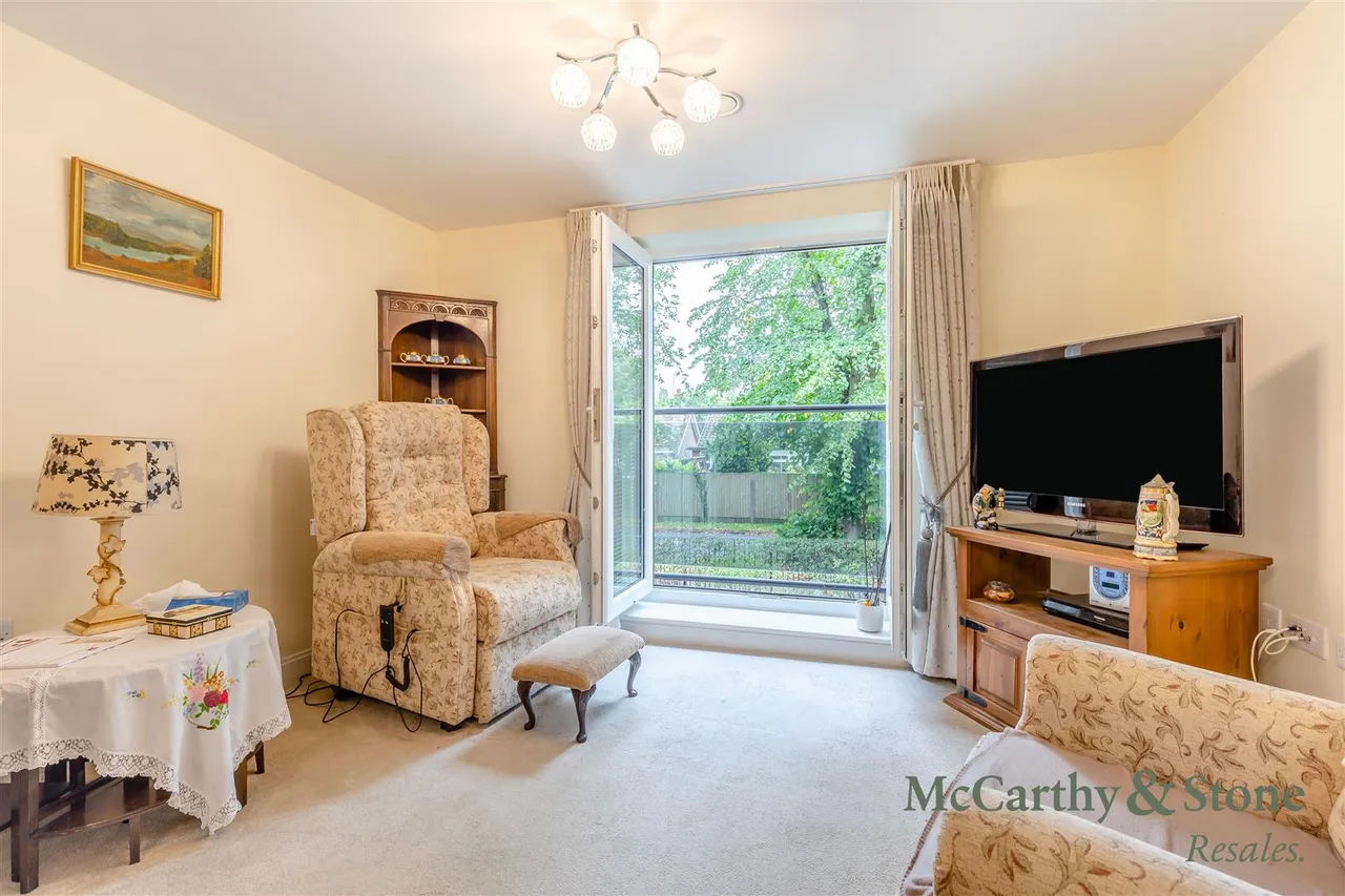 Cedar Avenue, Alsager, ST7, photo 14