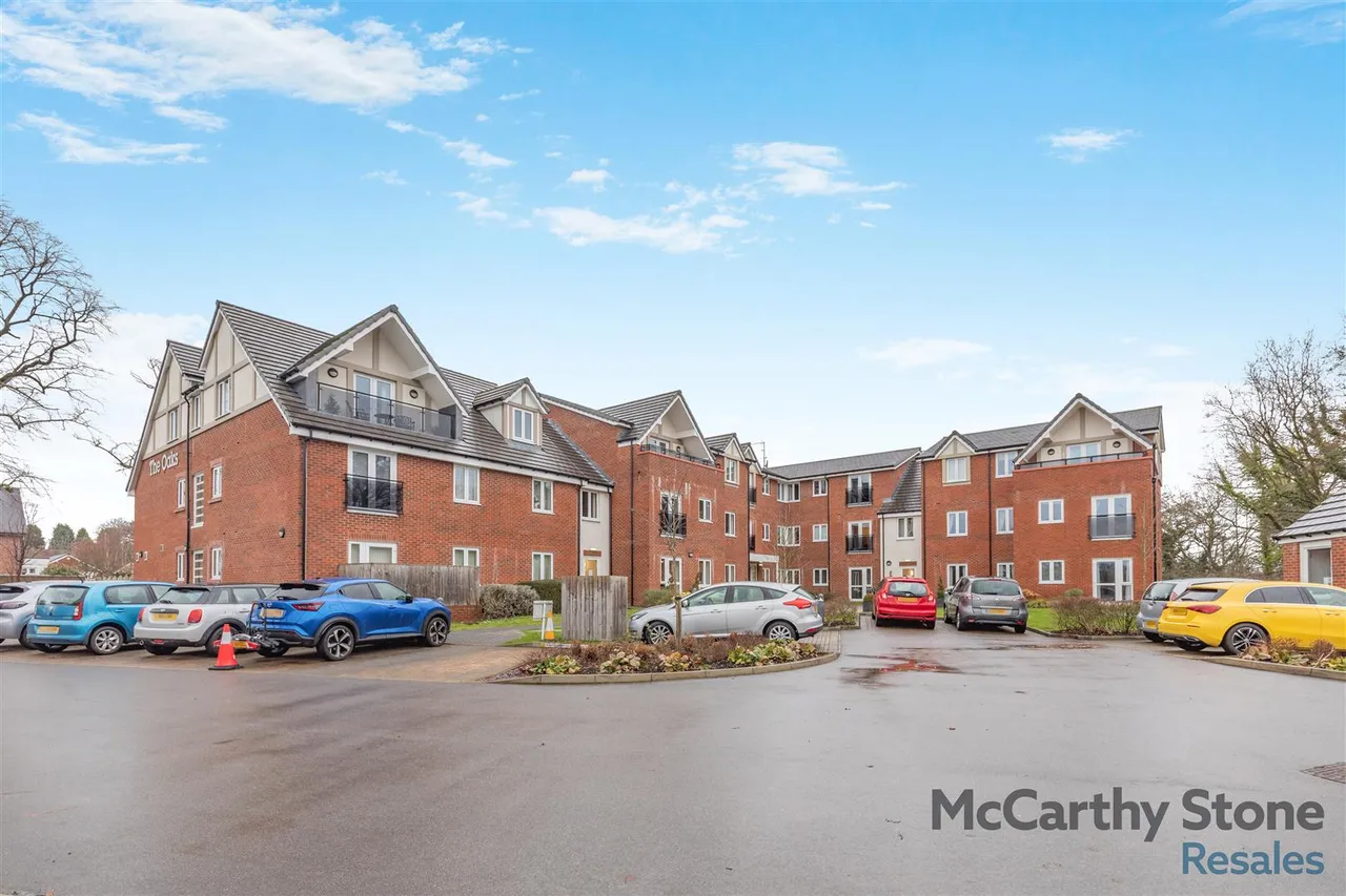 Cedar Avenue, Alsager, ST7, photo 15