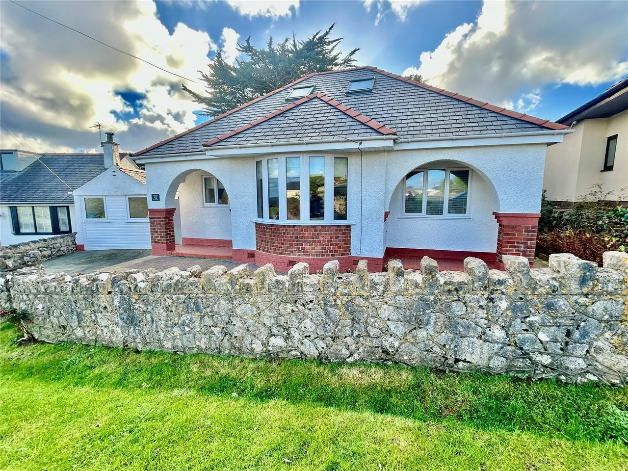 3 bed house for sale, Bay View Road, Benllech, LL74
