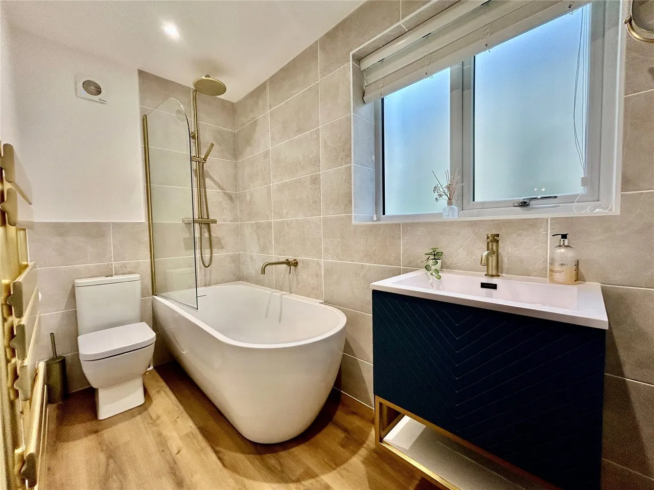 Bay View Road, Benllech, LL74, photo 8
