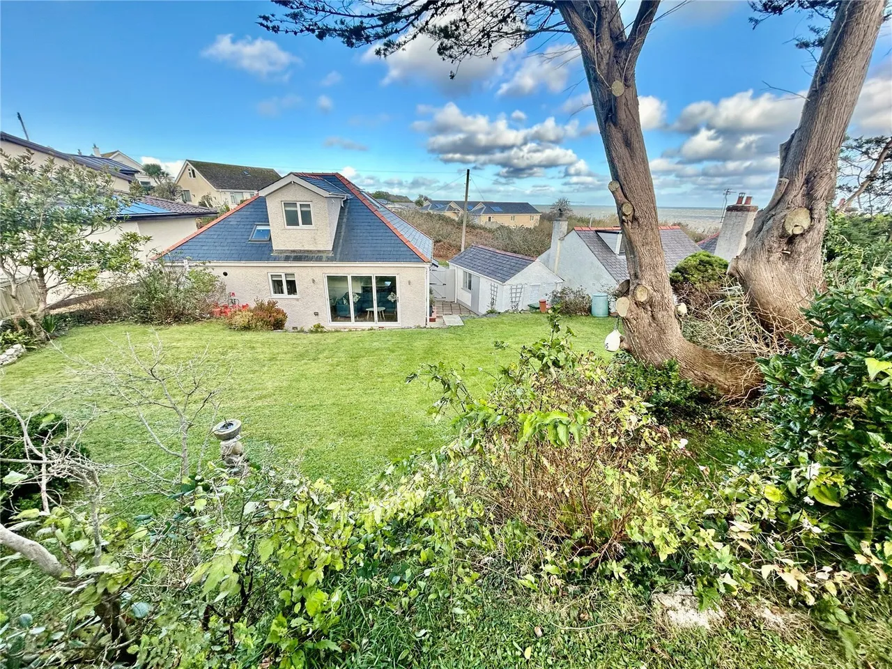 Bay View Road, Benllech, LL74, photo 18