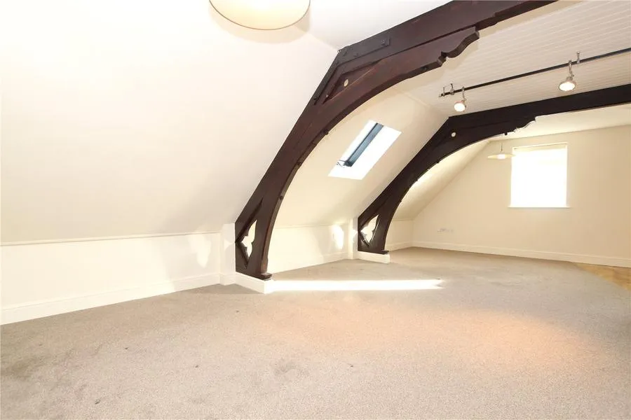 High Street, Middleton Cheney, OX17, photo 5