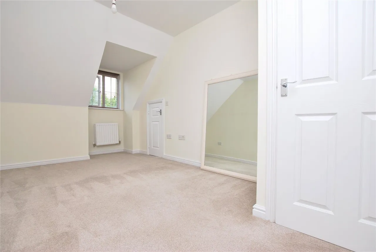 Stoke Mill Close, Guildford, GU1, photo 9