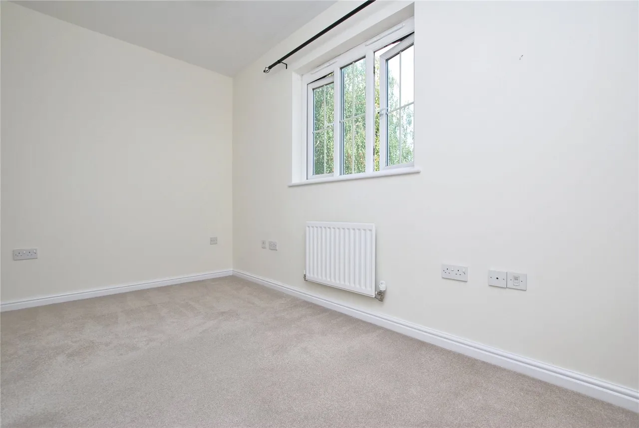 Stoke Mill Close, Guildford, GU1, photo 8