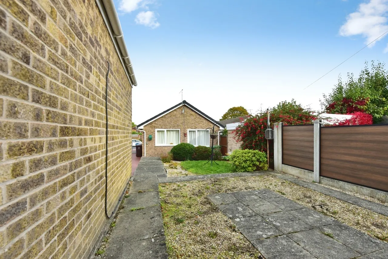 Galley Drive, Waterthorpe, S20, photo 10
