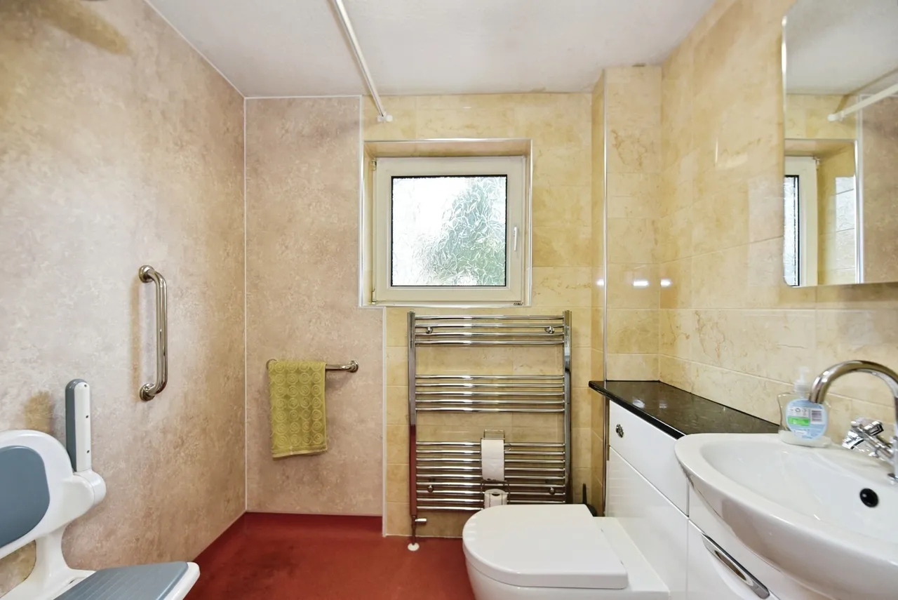 Galley Drive, Waterthorpe, S20, photo 9