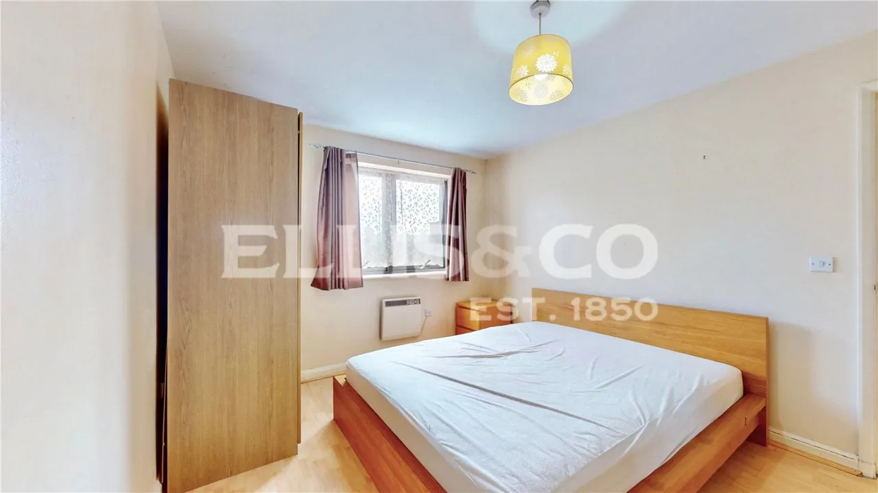 Hirst Crescent, Wembley, HA9, photo 14