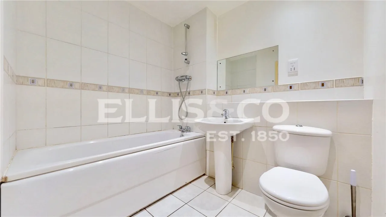Hirst Crescent, Wembley, HA9, photo 10