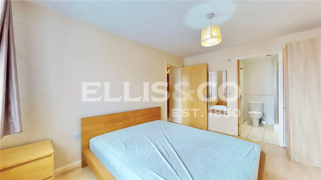 Hirst Crescent, Wembley, HA9, photo 15