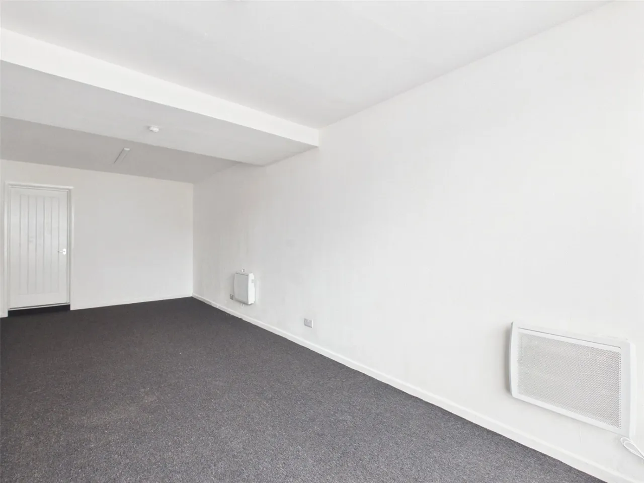 Wellington Street, Eastwood, NG16, photo 4