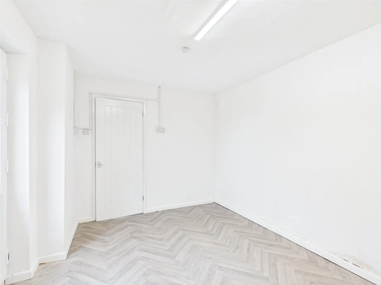 Wellington Street, Eastwood, NG16, photo 9