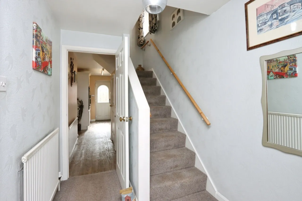 Metcalfe Avenue, Killamarsh, Sheffield, Derbyshire, S21, photo 11