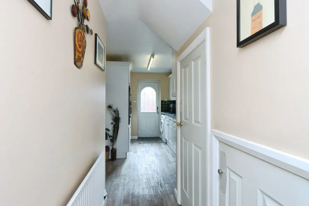 Metcalfe Avenue, Killamarsh, Sheffield, Derbyshire, S21, photo 9