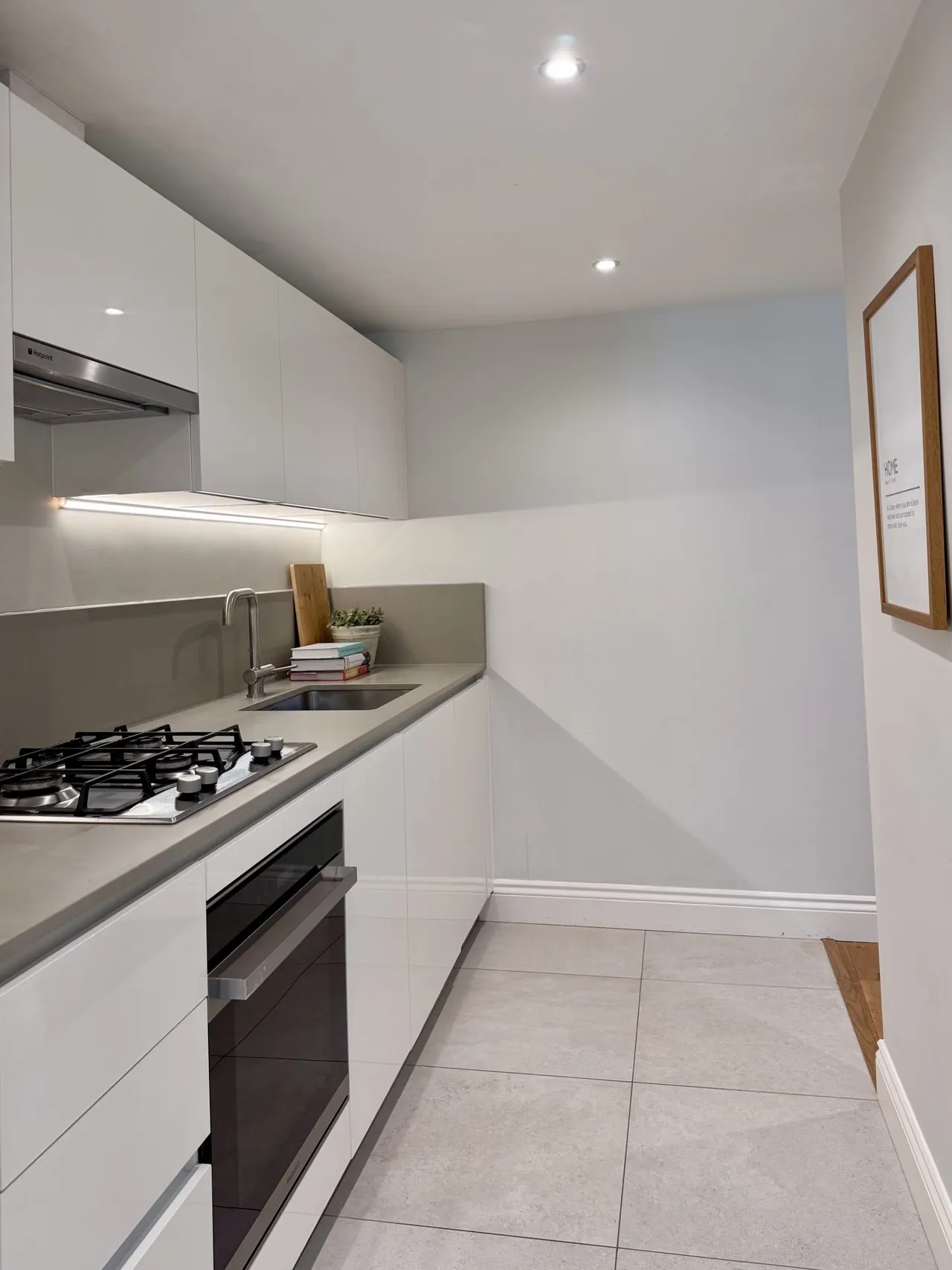The Barn Palace Gate Farm, Odiham, Hook, RG29 1FU, photo 8