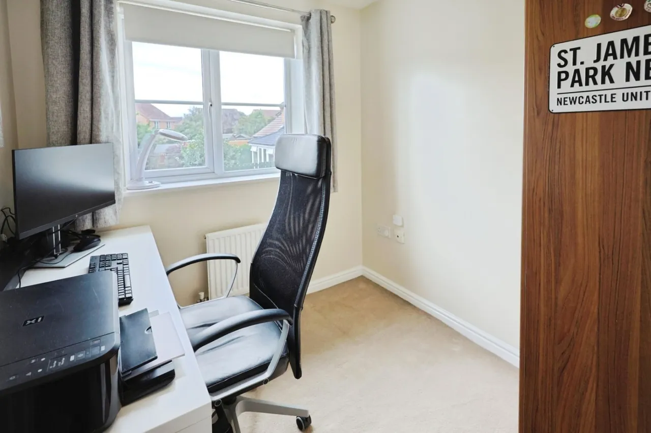 Walton Crescent, Bishop Auckland, DL14, photo 13