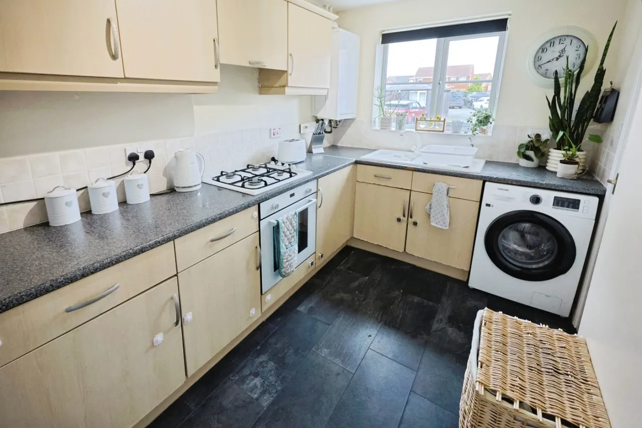 Walton Crescent, Bishop Auckland, DL14, photo 6