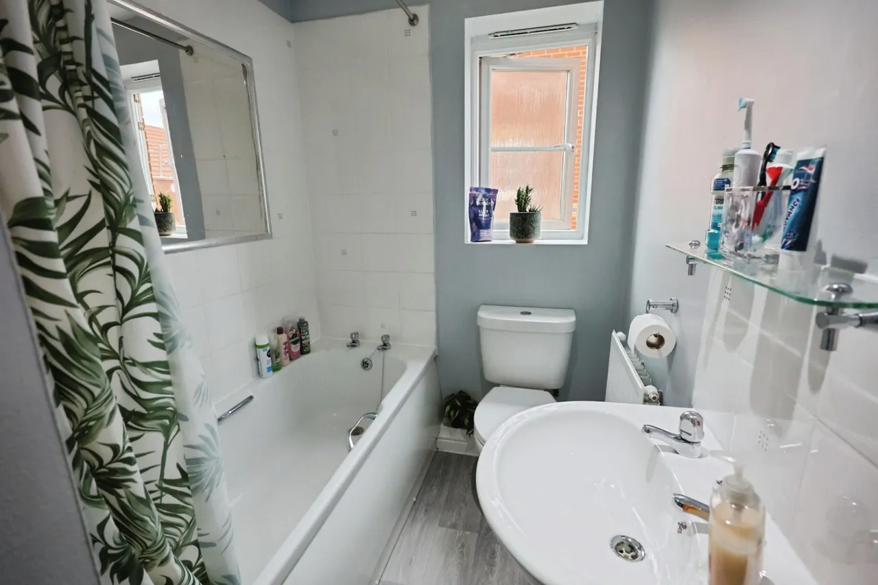 Walton Crescent, Bishop Auckland, DL14, photo 14